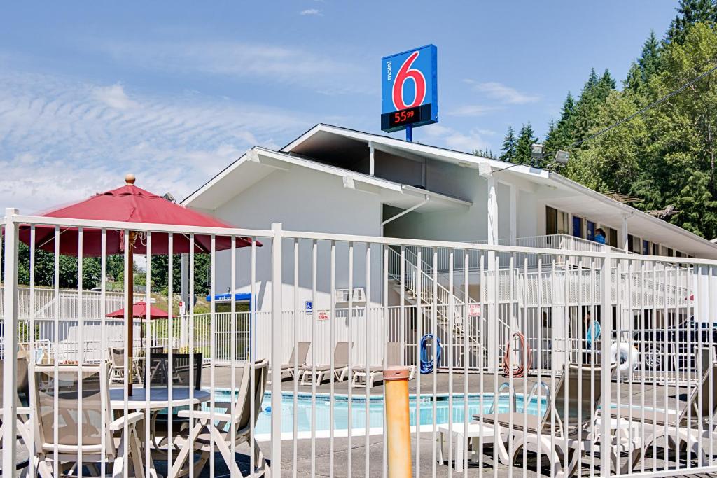 Motel 6-Kelso WA - Mt. St. Helens Main image 2